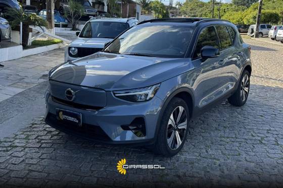 VOLVO XC40 P6 RECHARGE ELECTRIC PLUS AWD
